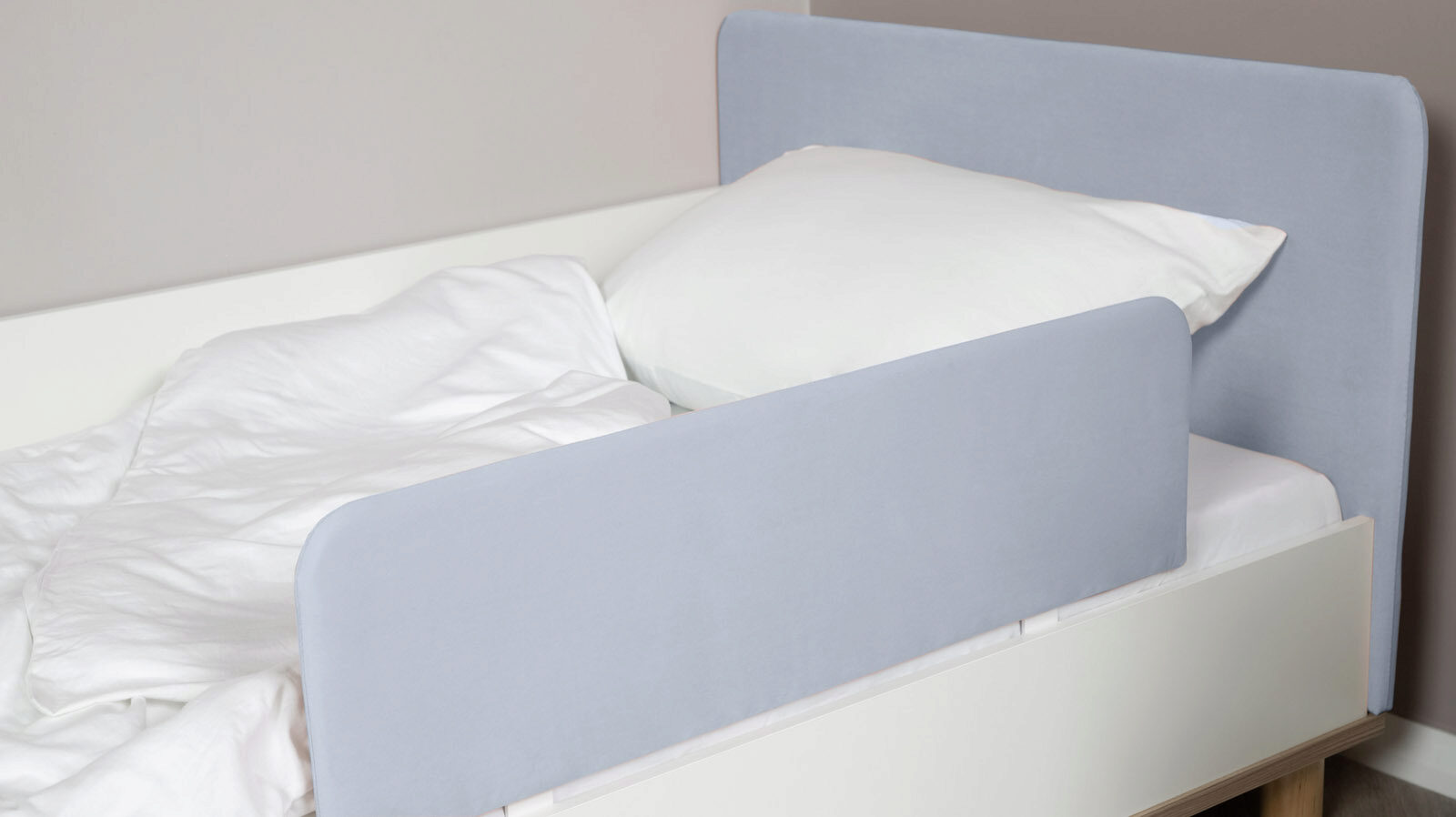 Бортик для кровати Burry, голубая бортик защитный leonardo голубой