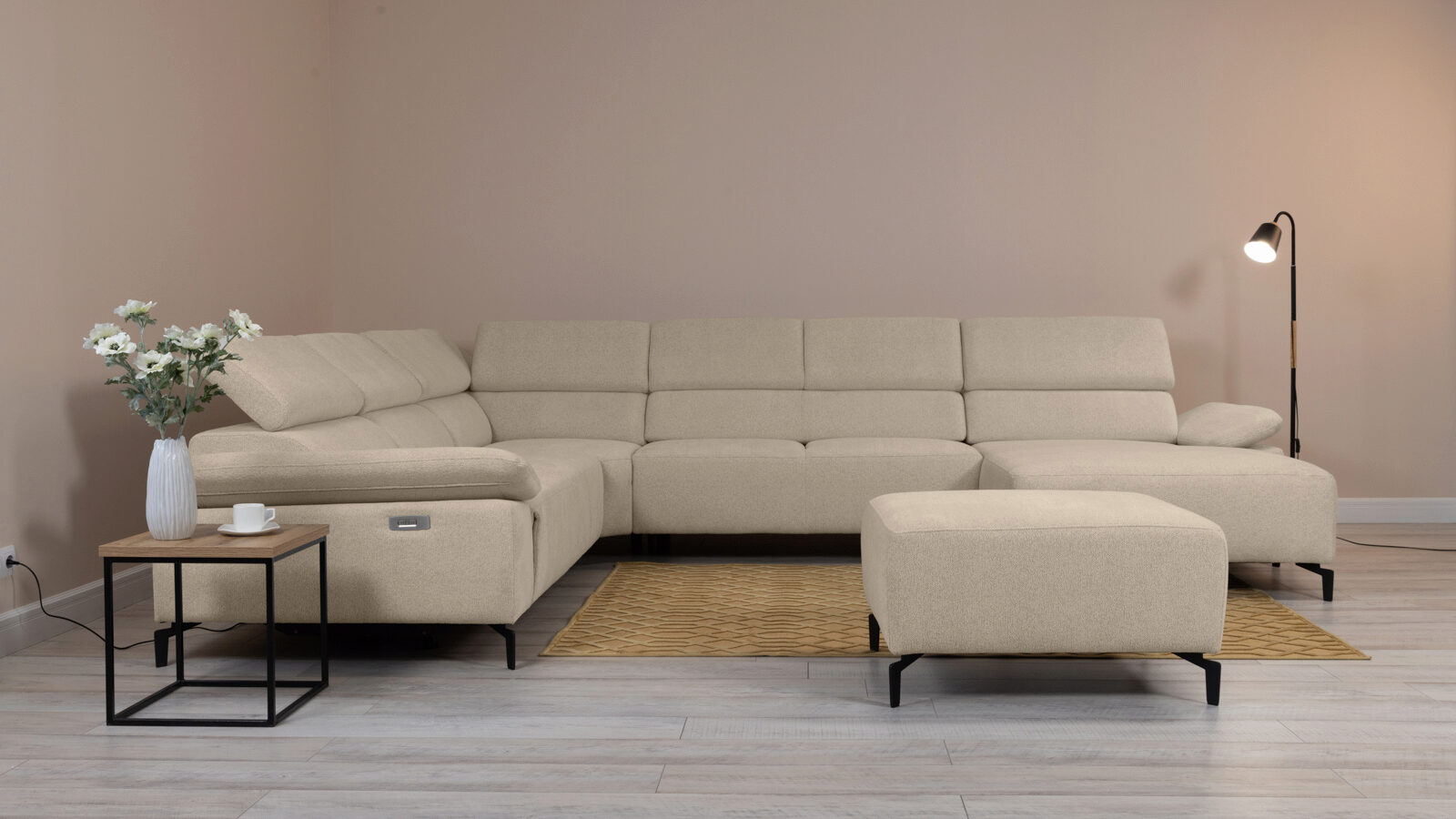 П-образный диван Square new с реклайнером слева пуф square new